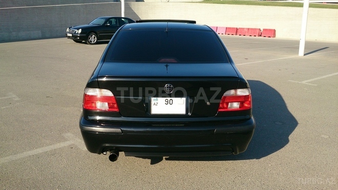 BMW 525 2001, 84,000 km - 2.5 l - Bakı