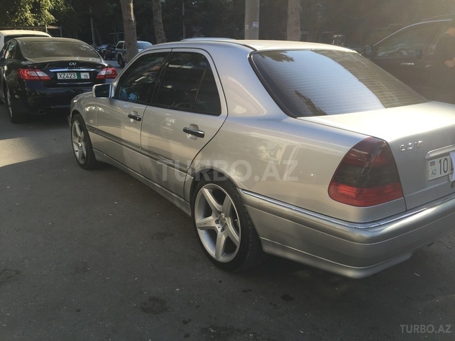Mercedes C 240 1998, 210,000 km - 2.4 л - Bakı