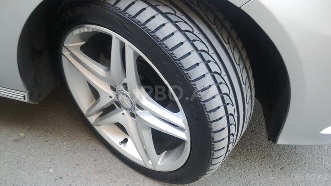 Mercedes E 220 2010, 161,484 km - 2.2 л - Bakı