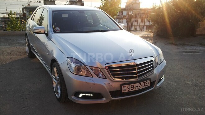 Mercedes E 220 2010, 161,484 km - 2.2 л - Bakı