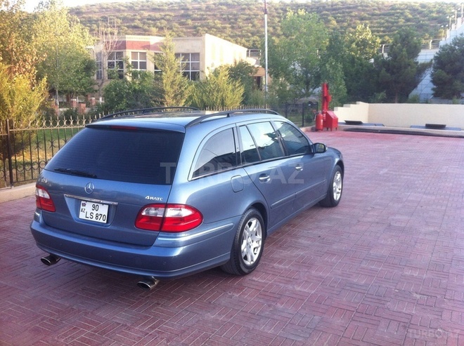 Mercedes E 320 2003, 237,000 km - 3.2 l - Bakı