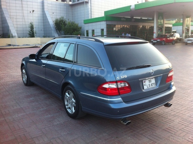 Mercedes E 320 2003, 237,000 km - 3.2 l - Bakı