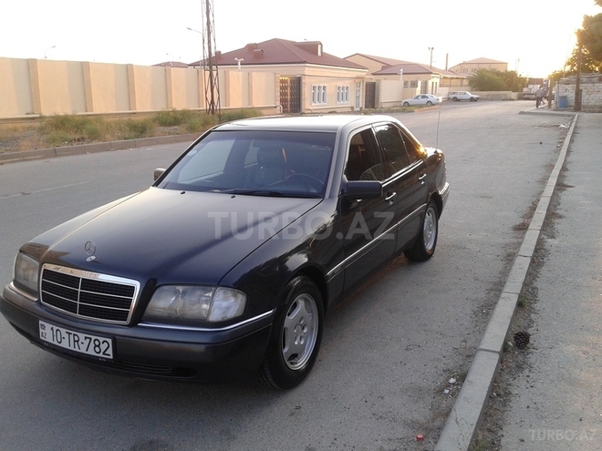Mercedes C 200 1994, 299,000 km - 2.0 l - Bakı