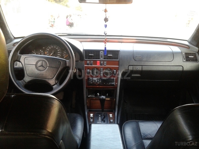 Mercedes C 200 1994, 299,000 km - 2.0 l - Bakı