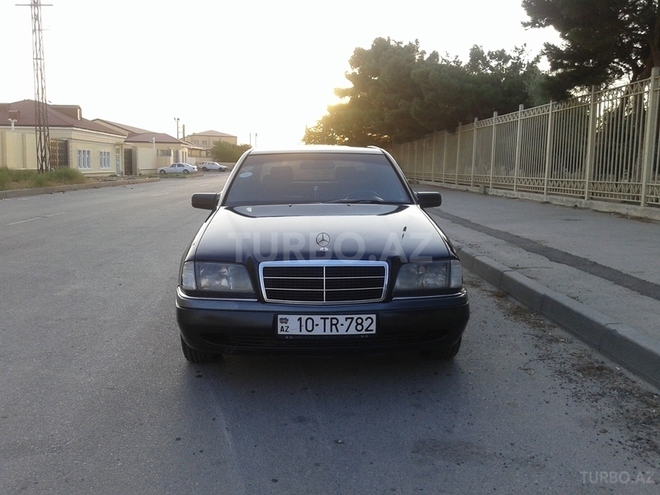 Mercedes C 200 1994, 299,000 km - 2.0 l - Bakı