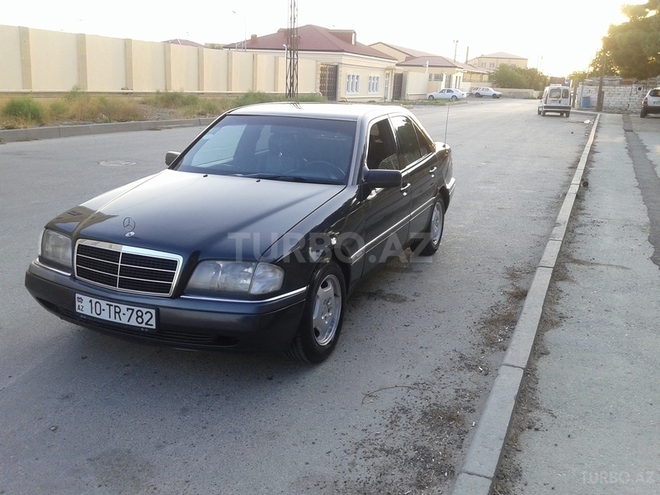 Mercedes C 200 1994, 299,000 km - 2.0 l - Bakı