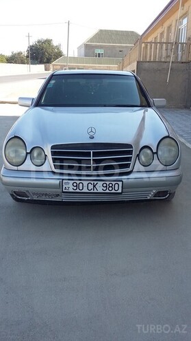 Mercedes E 320 1997, 200,000 km - 3.2 l - Bakı