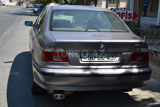 BMW 523 1997, 405,000 km - 2.5 l - Bakı