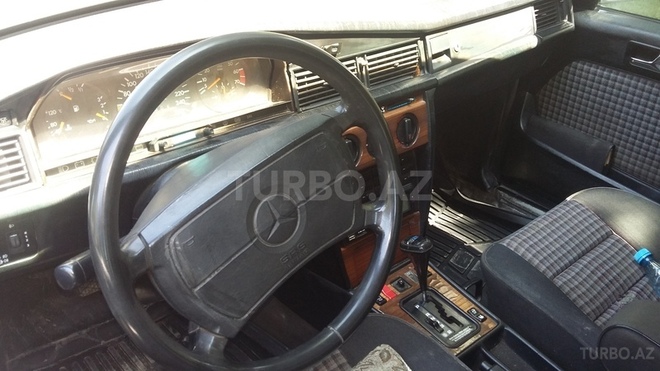 Mercedes 190 1991, 137,500 km - 2.0 l - Bakı
