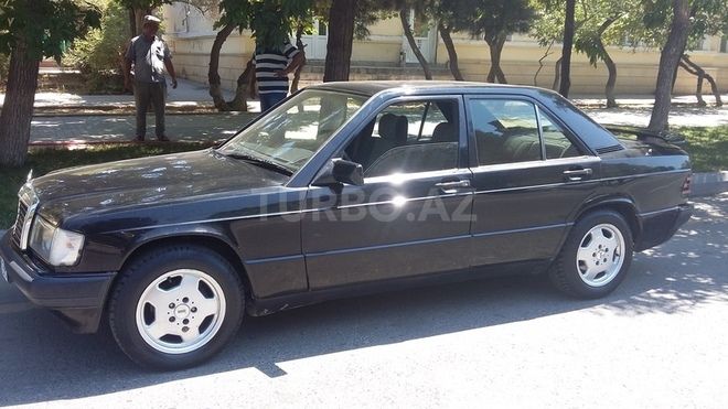 Mercedes 190 1991, 137,500 km - 2.0 l - Bakı