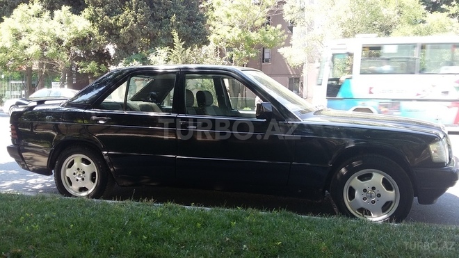 Mercedes 190 1991, 137,500 km - 2.0 l - Bakı