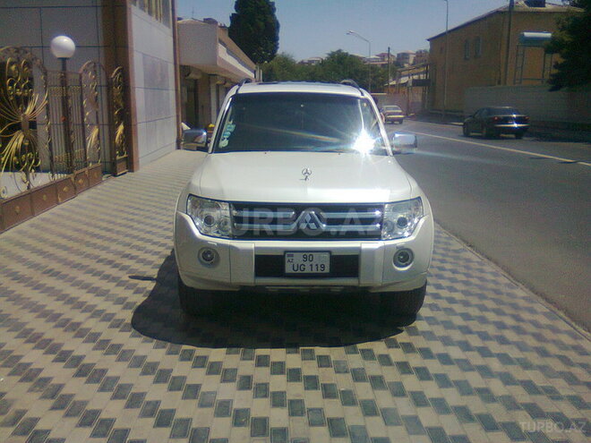 Mitsubishi Pajero 2008, 103,000 km - 3.0 л - Bakı