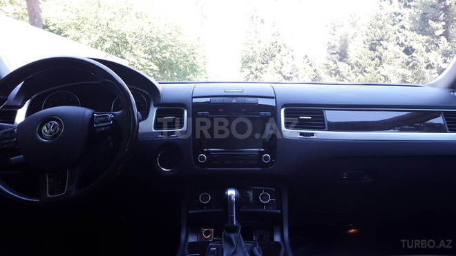 Volkswagen Touareg 2012, 43,000 km - 3.6 l - Bakı