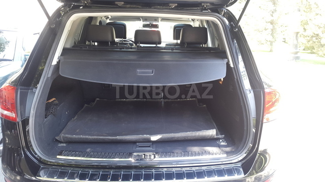 Volkswagen Touareg 2012, 43,000 km - 3.6 l - Bakı