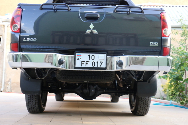 Mitsubishi L200 2012, 67,825 km - 2.4 l - Bakı