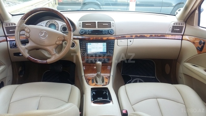 Mercedes E 350 2008, 133,987 km - 3.5 l - Bakı