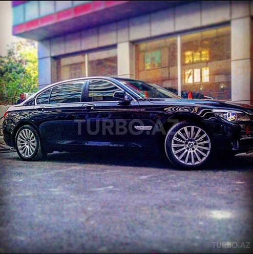 BMW 750 2009, 73,000 km - 3.0 л - Bakı