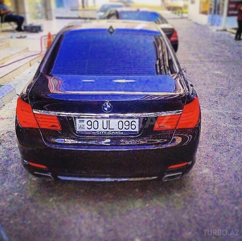 BMW 750 2009, 73,000 km - 3.0 л - Bakı