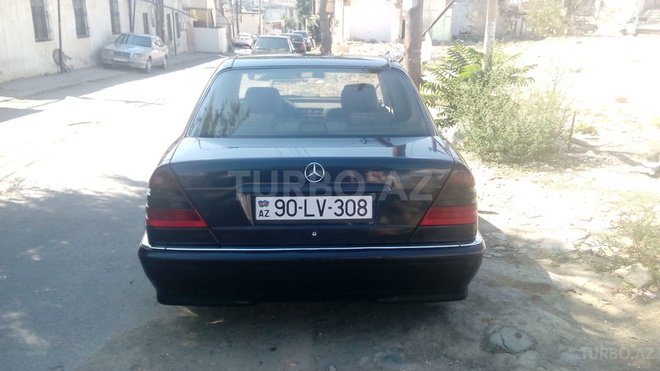 Mercedes C 220 1999, 340,000 km - 2.2 l - Bakı