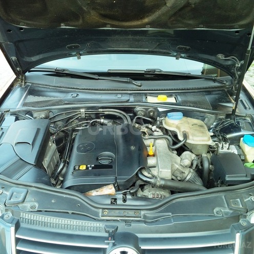 Volkswagen Passat 2001, 224,503 km - 1.8 l - Bakı