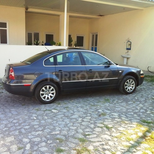 Volkswagen Passat 2001, 224,503 km - 1.8 l - Bakı