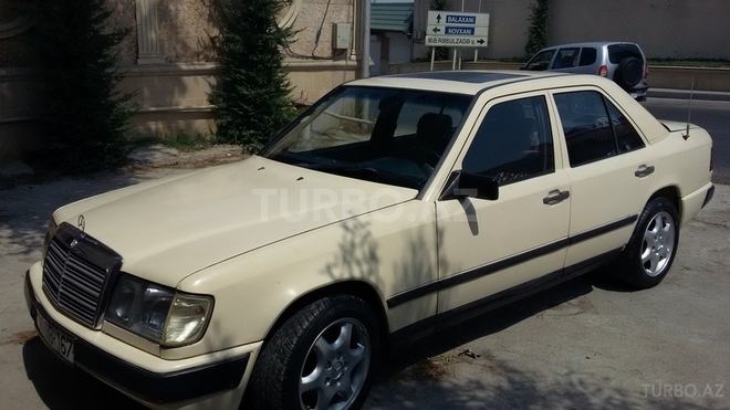 Mercedes E 230 1985, 800,000 km - 2.3 l - Bakı