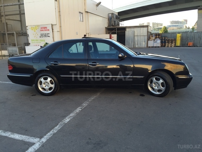 Mercedes E 280 2000, 225,447 km - 2.8 l - Bakı