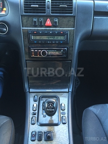 Mercedes E 280 2000, 225,447 km - 2.8 l - Bakı