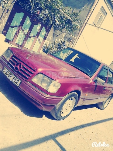 Mercedes E 250 1994, 390,000 km - 2.5 l - Bakı