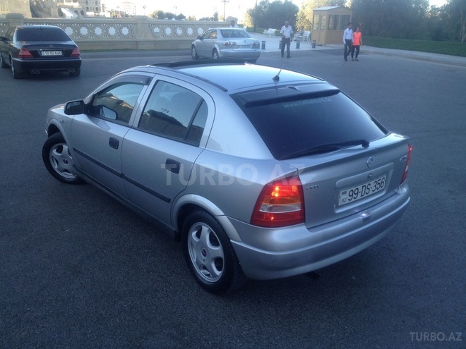Opel Astra 1999, 285,000 km - 1.6 l - Bakı