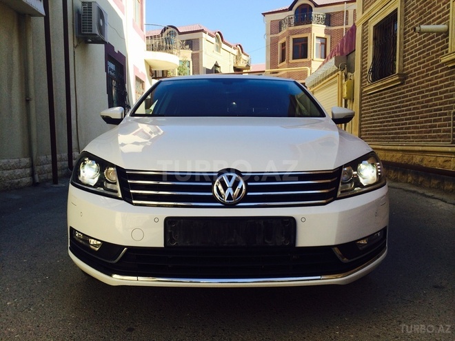 Volkswagen Passat 2012, 65,000 km - 1.8 л - Bakı