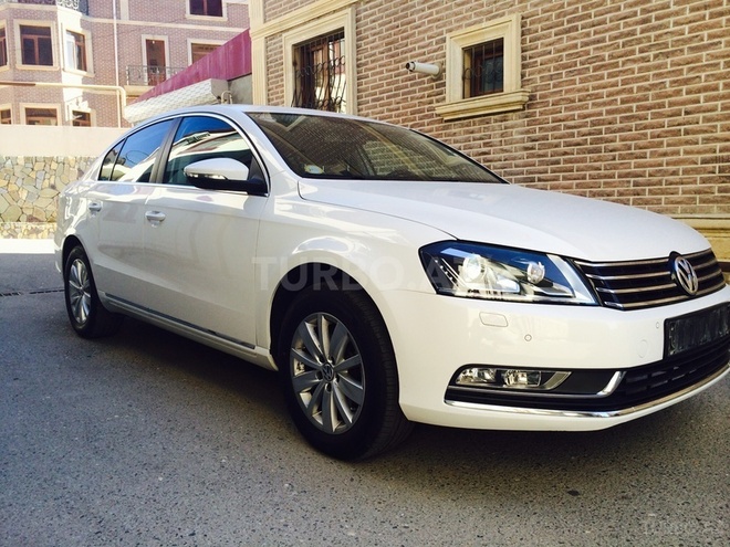 Volkswagen Passat 2012, 65,000 km - 1.8 л - Bakı