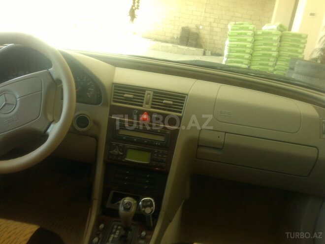 Mercedes C 230 1997, 123,000 km - 2.3 l - Bakı