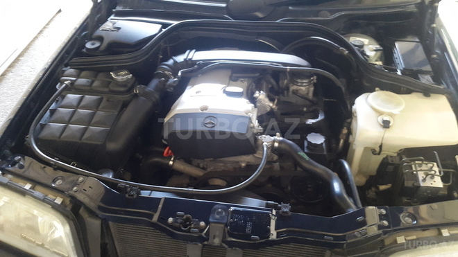 Mercedes C 200 1999, 200,000 km - 2.0 l - Bakı