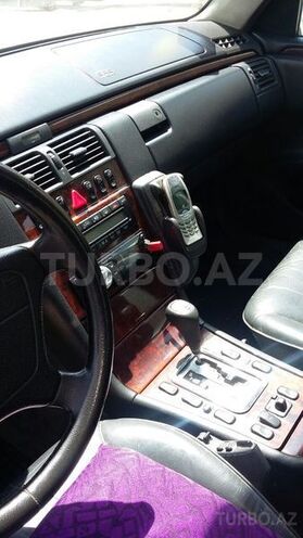 Mercedes E 240 1998, 280,000 km - 2.4 l - Bakı