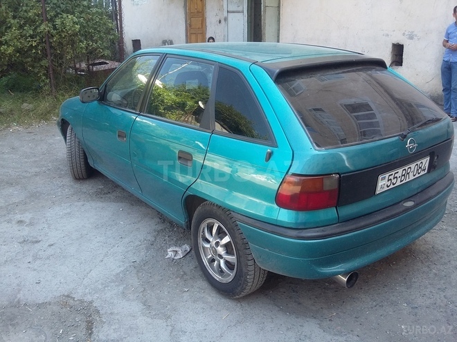 Opel Astra 1995, 391,560 km - 2.0 l - Bakı