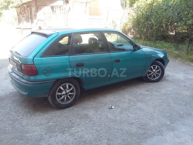 Opel Astra 1995, 391,560 km - 2.0 l - Bakı