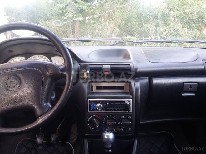 Opel Astra 1995, 391,560 km - 2.0 l - Bakı