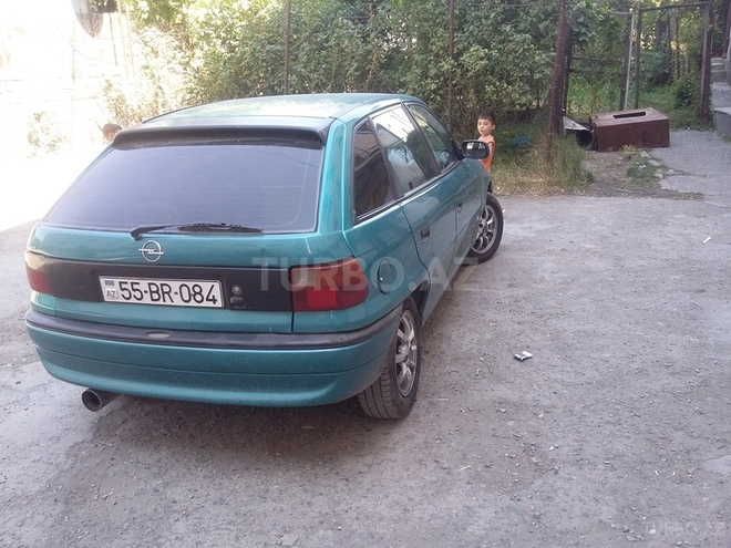 Opel Astra 1995, 391,560 km - 2.0 l - Bakı
