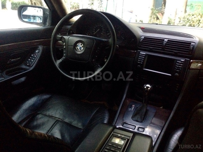 BMW 740 2000, 386,000 km - 4.4 l - Bakı