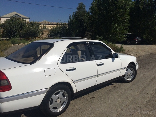 Mercedes C 200 1994, 354,576 km - 2.0 l - Bakı