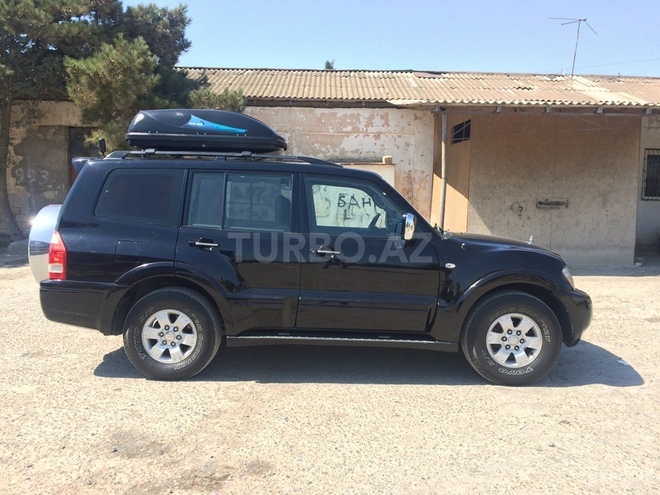 Mitsubishi Pajero 2005, 180,000 km - 3.0 l - Bakı