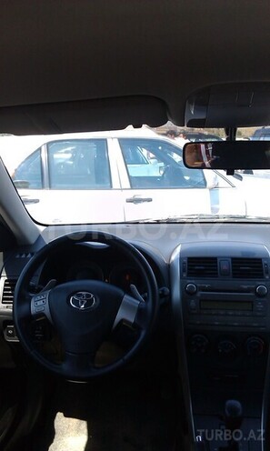 Toyota Corolla 2007, 120,000 km - 1.6 л - Bakı
