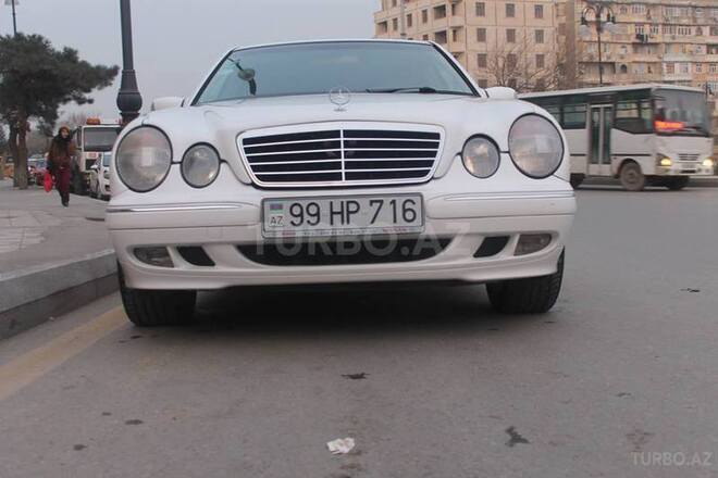 Mercedes E 320 2000, 190,000 km - 3.2 l - Bakı