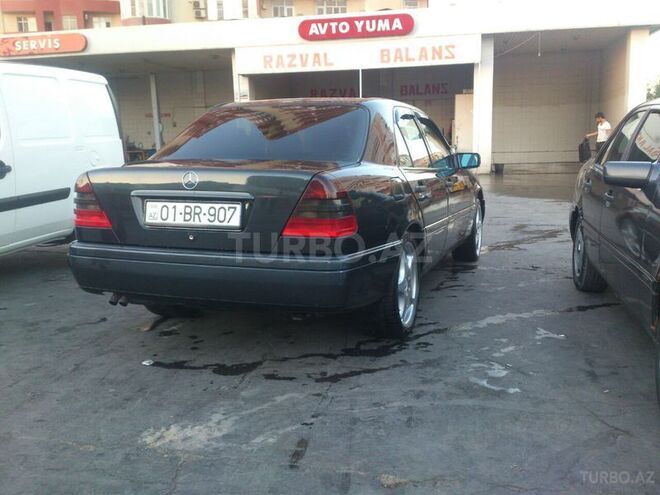Mercedes C 230 1997, 300,000 km - 2.3 l - Bakı