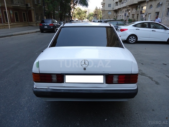 Mercedes 190 1990, 165,444 km - 2.0 l - Bakı