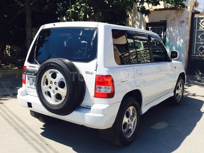 Mitsubishi Pajero io 2000, 142,789 km - 1.8 l - Bakı