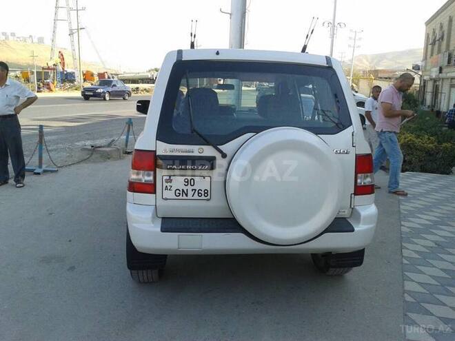 Mitsubishi Pajero io 2000, 200,000 km - 2.0 l - Bakı