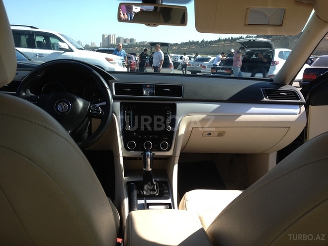 Volkswagen Passat 2012, 19,500 km - 2.5 l - Bakı