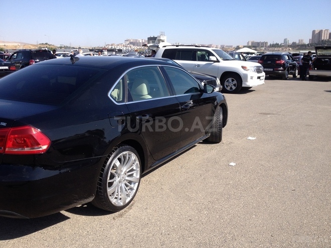 Volkswagen Passat 2012, 19,500 km - 2.5 l - Bakı